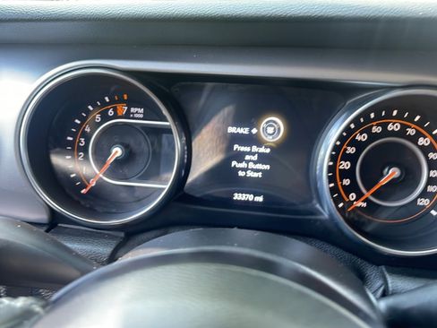 Used 2021 Jeep Gladiator Sport w/ Quick Order Package 24Q 80Th AWD/4WD image 13