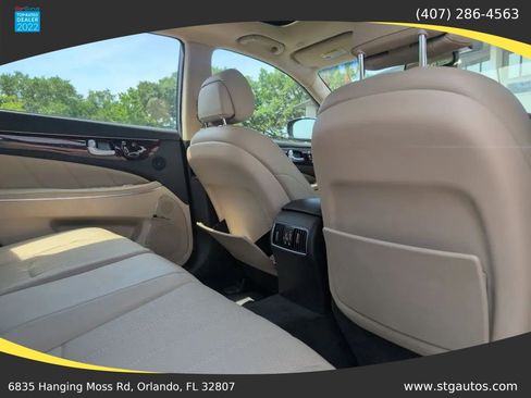 Used 2013 Hyundai Equus Signature RWD image 21