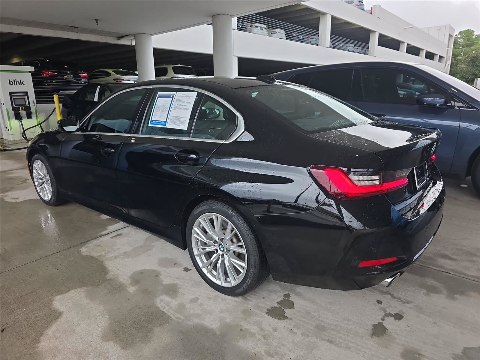 Certified 2024 BMW 330i Sedan w/ Convenience Package RWD image 5