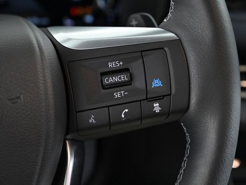 Used 2026 INFINITI QX60 Sport w/ Dark Cargo Package image 11