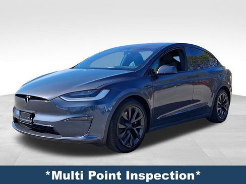Used 2023 Tesla Model X image 4