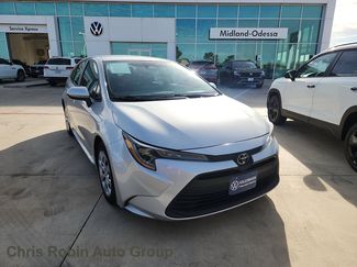 Used 2023 Toyota Corolla LE video 1