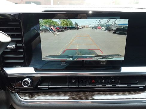 Used 2024 GMC Sierra 2500 SLE w/ SLE Value Package AWD/4WD image 48