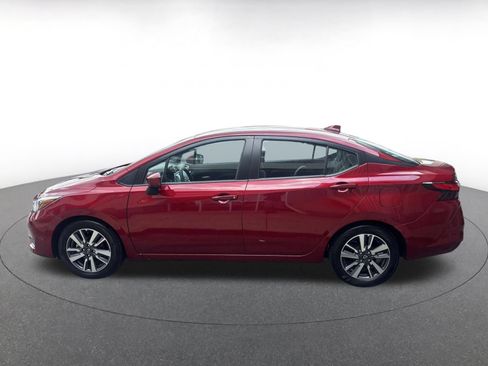Used 2025 Nissan Versa SV FWD image 10