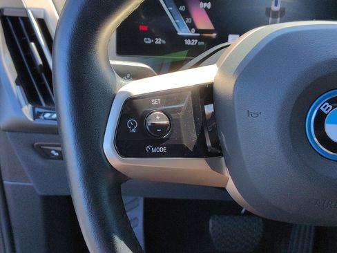 Used 2023 BMW iX xDrive50 w/ Premium Package image 19