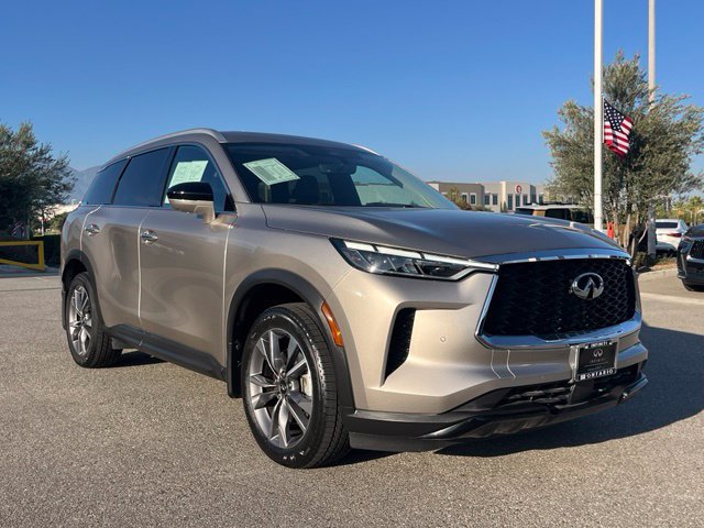 Used 2024 INFINITI QX60 Luxe w/ Cargo Package FWD image 7