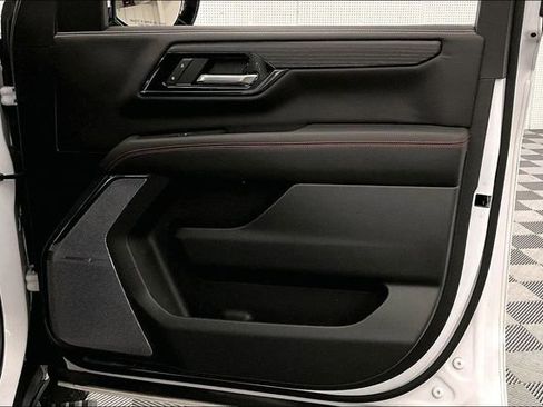 Used 2025 GMC Yukon XL AT4 Ultimate w/ LPO, Floor Liner Package AWD/4WD image 22