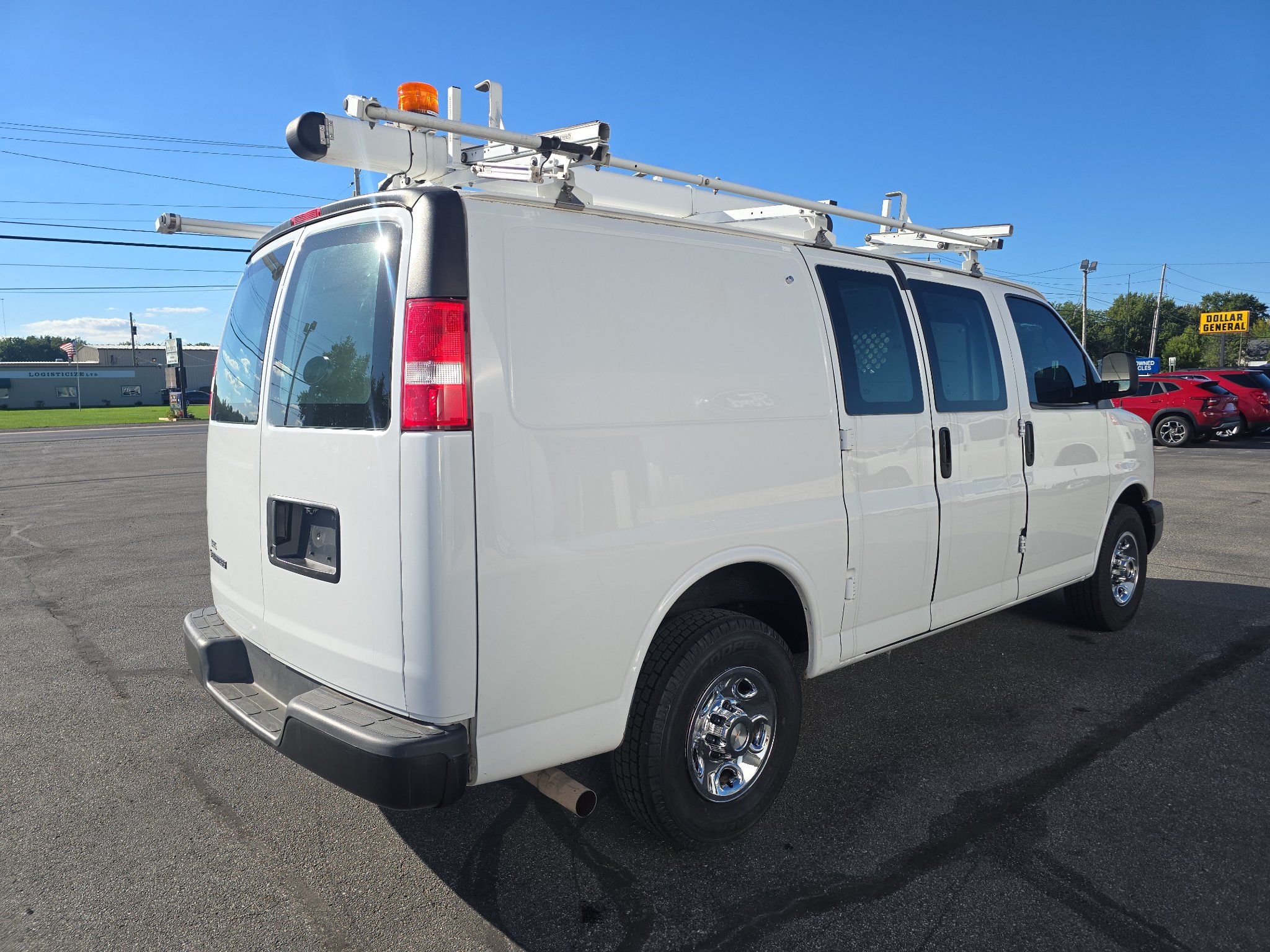 Used 2015 Chevrolet Express 2500 RWD image 6