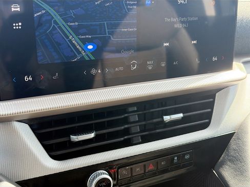 Used 2025 Ford Explorer Active image 34