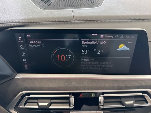 Used 2022 BMW X5 xDrive40i w/ M Sport Package image 25