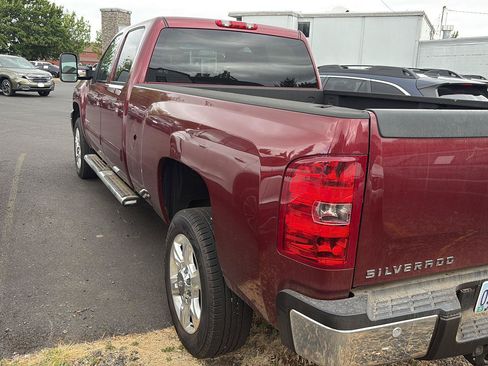 Used 2013 Chevrolet Silverado 2500 LTZ w/ LTZ Plus Package RWD image 7