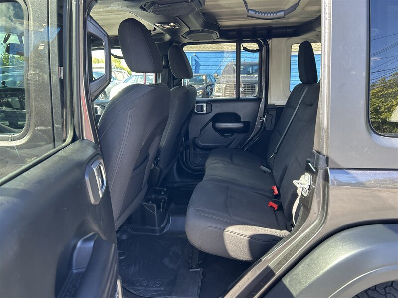 Used 2019 Jeep Wrangler Unlimited Sport S AWD/4WD image 10