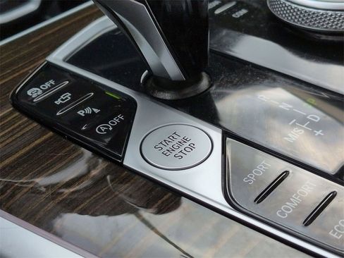 Used 2020 BMW X7 xDrive40i w/ Premium Package image 17