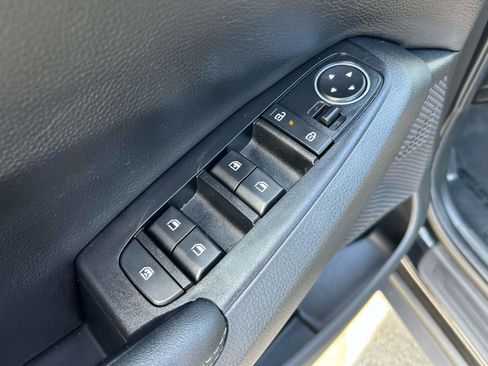 Used 2024 Kia Seltos S AWD/4WD image 14