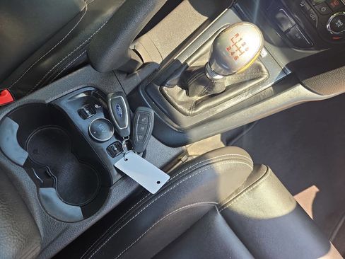 Used 2014 Ford Focus ST w/ Equipment Group 202A FWD image 29