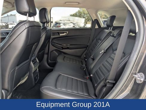 Certified 2020 Ford Edge SEL w/ Cold Weather Package image 14