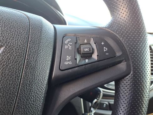 Used 2017 Chevrolet Trax LS w/ Fleet Convenience Package FWD image 16