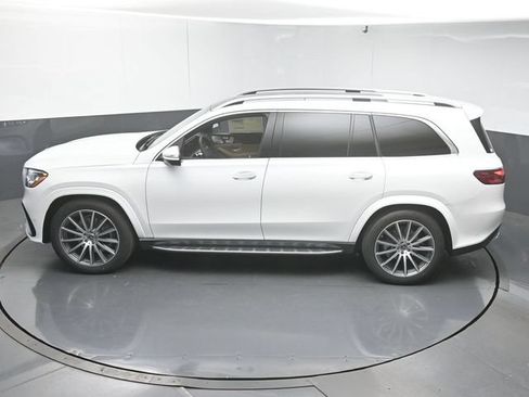 Used 2026 Mercedes-Benz GLS 450 4MATIC image 61