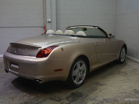 Used 2004 Lexus SC 430 Convertible RWD image 16