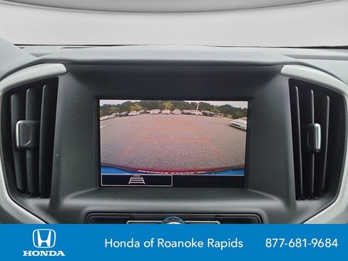 Used 2024 GMC Terrain SLE w/ Elevation Edition FWD image 22