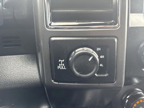 Used 2019 Ford F150 XLT w/ Equipment Group 302A Luxury image 22