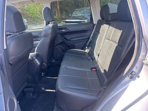 Used 2017 Subaru Forester 2.5i Touring image 18