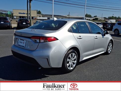 Certified 2024 Toyota Corolla LE FWD image 7