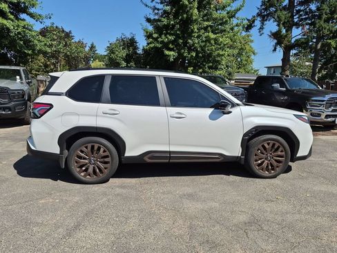 Used 2025 Subaru Forester Sport AWD/4WD image 8