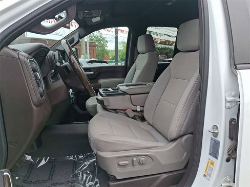 Used 2022 Chevrolet Silverado 2500 LT w/ Convenience Package image 13