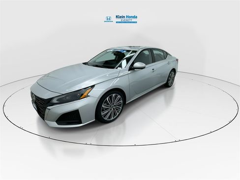 Used 2023 Nissan Altima 2.5 SL image 6