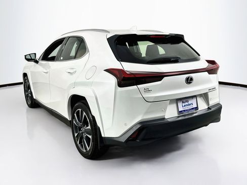 Used 2025 Lexus UX 300h FWD w/ Accessory Package (Z2) image 7