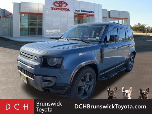 Used 2025 Land Rover Defender 110 X-Dynamic SE image 1