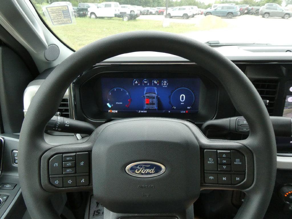 New 2026 Ford F250 XLT w/ XLT Premium Package AWD/4WD image 30