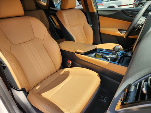 Used 2024 Lexus NX 350 AWD image 15