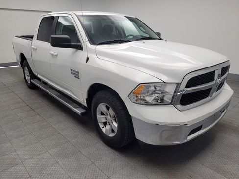 Used 2021 RAM 1500 Classic SLT AWD/4WD image 13