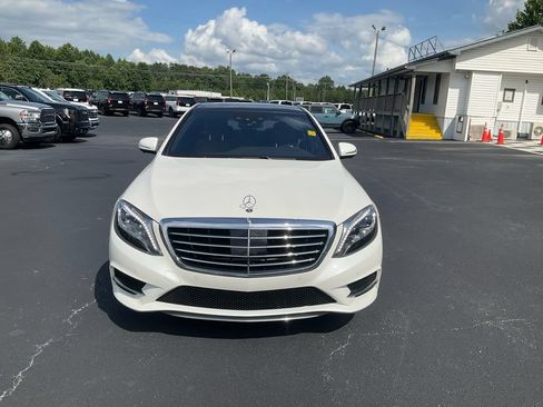 Used 2016 Mercedes-Benz S 550 Sedan image 2
