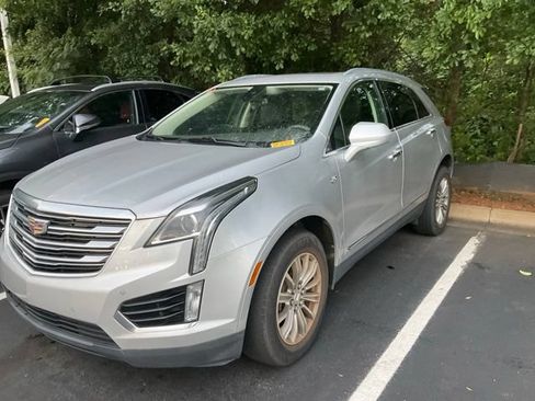 Used 2017 Cadillac XT5 Luxury w/ Driver Awareness Package FWD image 10