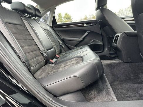 Used 2015 Volkswagen Passat 1.8T SEL Premium FWD image 29