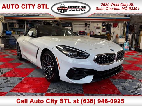 Used 2020 BMW Z4 sDrive30i w/ Convenience Package image 1