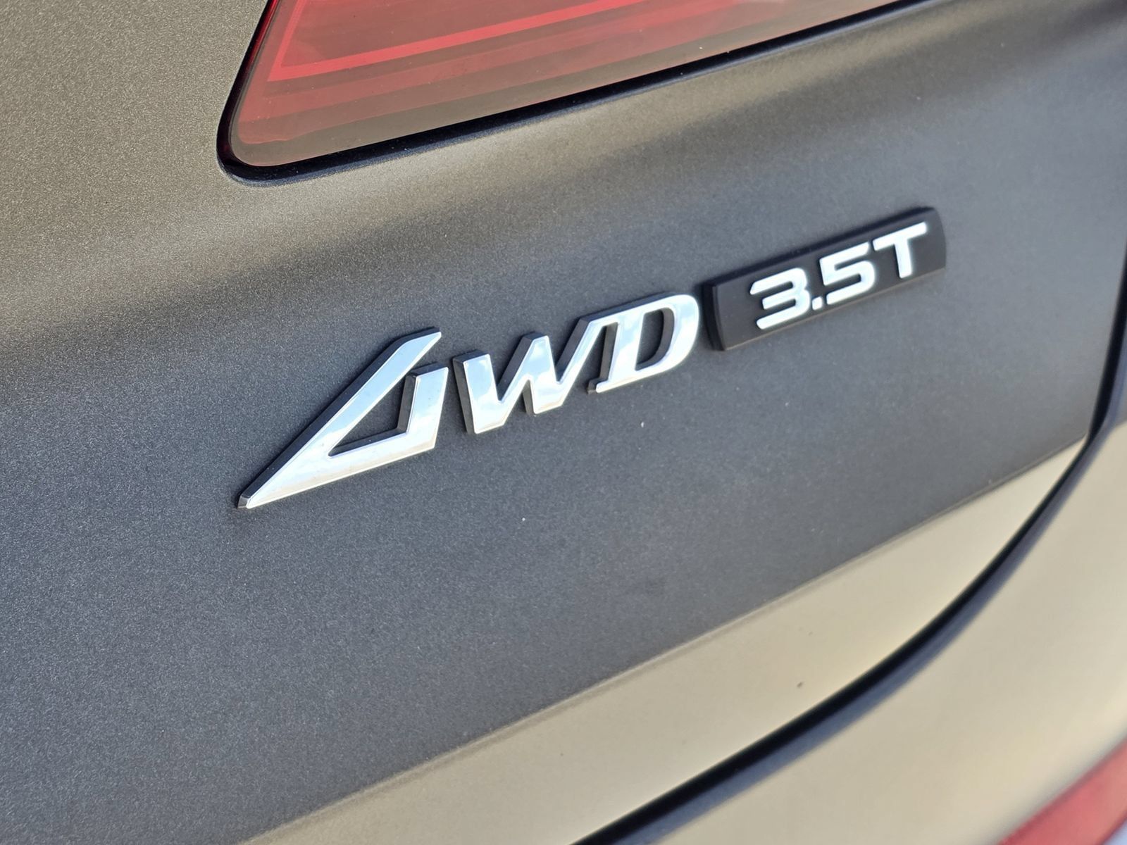 Used 2024 Genesis GV80 3.5T w/ Prestige Matte Package AWD/4WD image 12