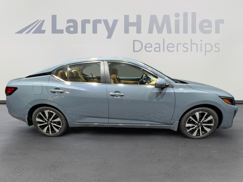 New 2025 Nissan Sentra SV w/ SV Premium Package image 6