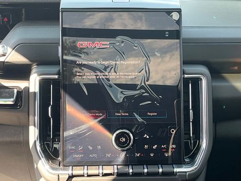 New 2026 GMC Yukon XL Denali w/ Denali Reserve Package image 18