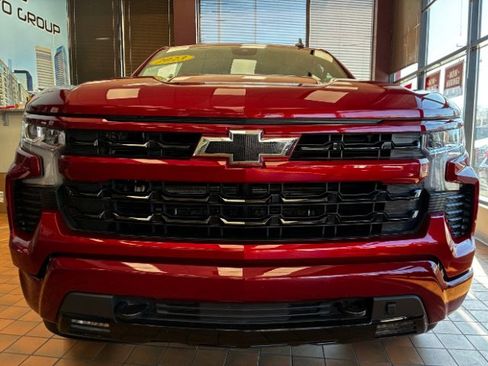 Used 2023 Chevrolet Silverado 1500 RST image 4