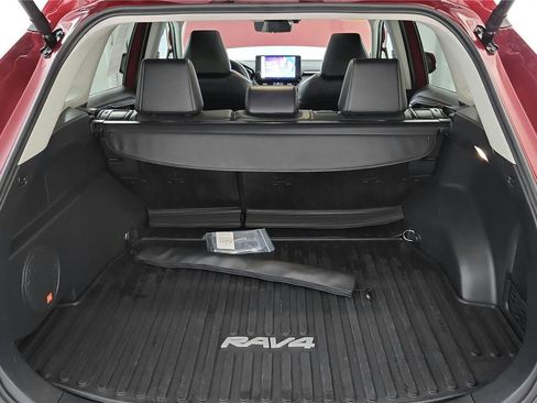 Used 2024 Toyota RAV4 Limited image 28