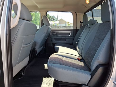 Used 2019 RAM 1500 Big Horn AWD/4WD image 10