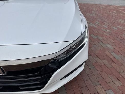Used 2018 Honda Accord Sport image 22
