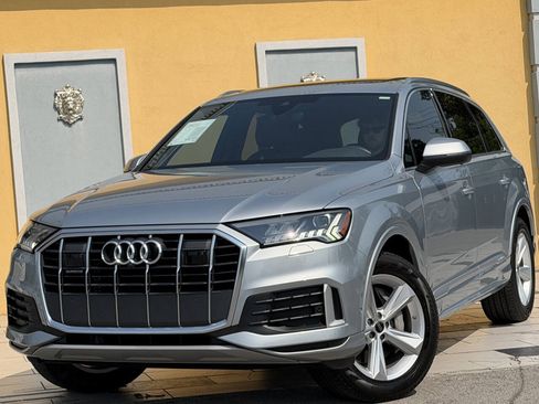 Used 2023 Audi Q7 2.0T Premium Plus w/ Premium Plus Package AWD/4WD image 3