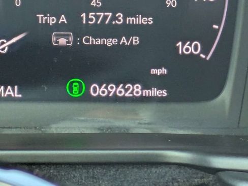 Used 2023 Honda Accord Touring image 31