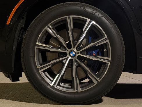 Used 2024 BMW X5 M60i AWD/4WD image 12
