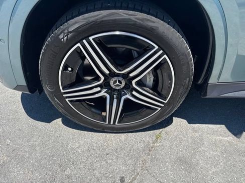 Used 2025 Mercedes-Benz GLC 350e 4MATIC image 17